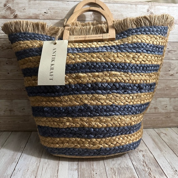 ANTIK KRAFT Beach Tote w. Beach towel - Picture 1 of 4